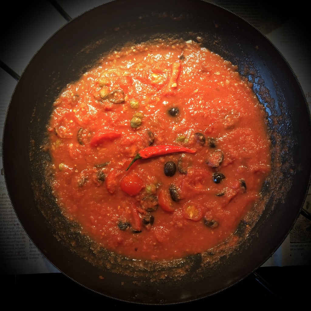 Spaghetti alla puttanesca - Willkommen auf FressFreunde.de Spaghetti alla puttanesca - Willkommen auf FressFreunde.de