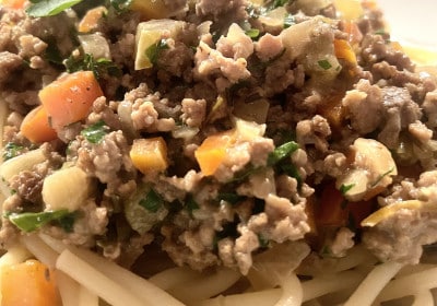 Spaghetti alla bolognese bianco im Detail
