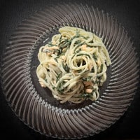 Linguine mit Räucherlachs und Queller